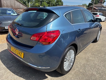 Used Vauxhall Astra 2015 for sale - 78759015: Photo