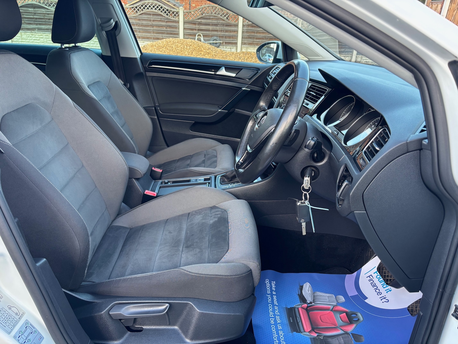 Used Volkswagen Golf 2017 for sale - 76369548: Photo 12