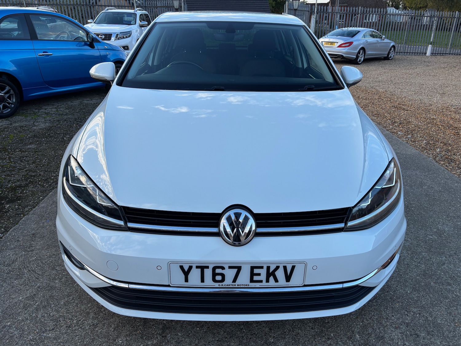 Used Volkswagen Golf 2017 for sale - 76369548: Photo 2