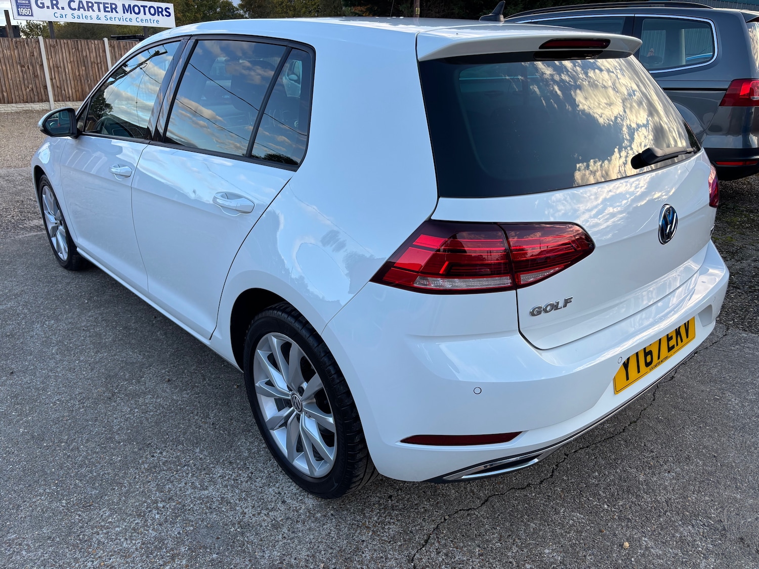 Used Volkswagen Golf 2017 for sale - 76369548: Photo 4