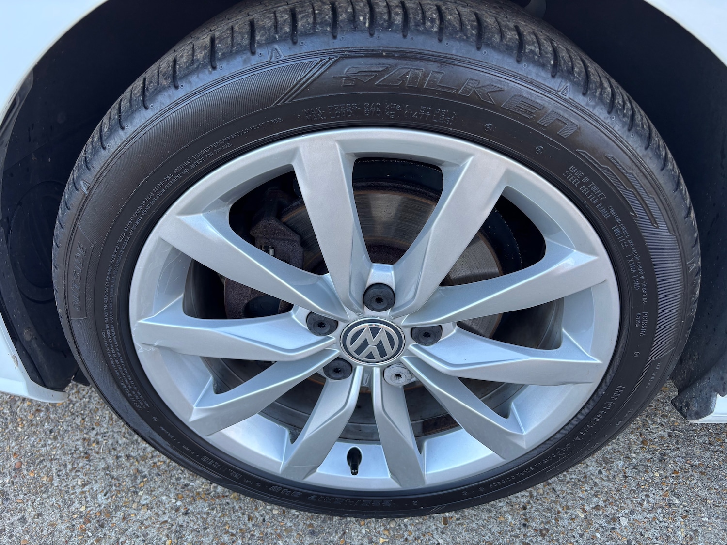 Used Volkswagen Golf 2017 for sale - 76369548: Photo 9