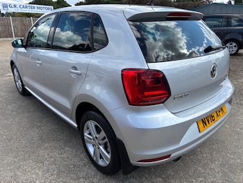Used Volkswagen Polo 2016 for sale - 79424580: Photo
