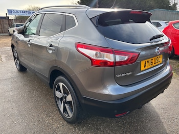 Used Nissan Qashqai 2016 for sale - 77400172: Photo