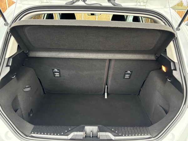Used Ford Fiesta 2018 for sale - 74010432: Photo 12