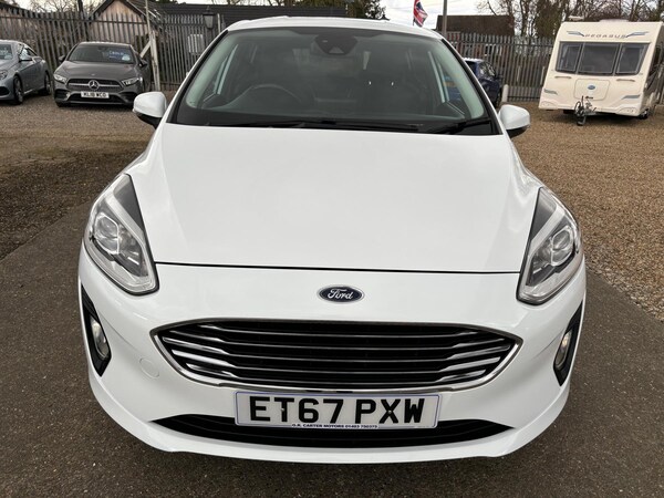 Used Ford Fiesta 2018 for sale - 74010432: Photo 2