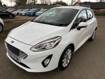 Used Ford Fiesta 2018 for sale - 74010432: Photo