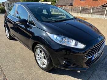 2015 - 1.25 82 Zetec 5dr