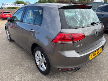Used Volkswagen Golf 2017 for sale - 78515399: Photo