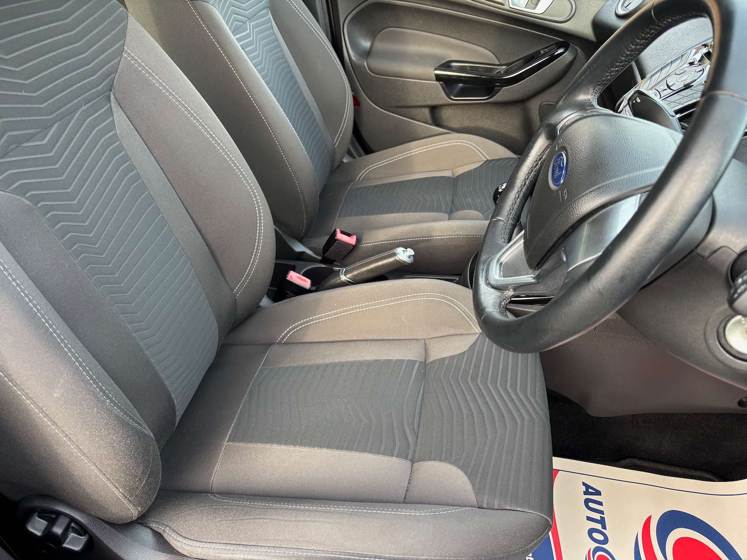 Used Ford Fiesta 2017 for sale - 76418610: Photo 13