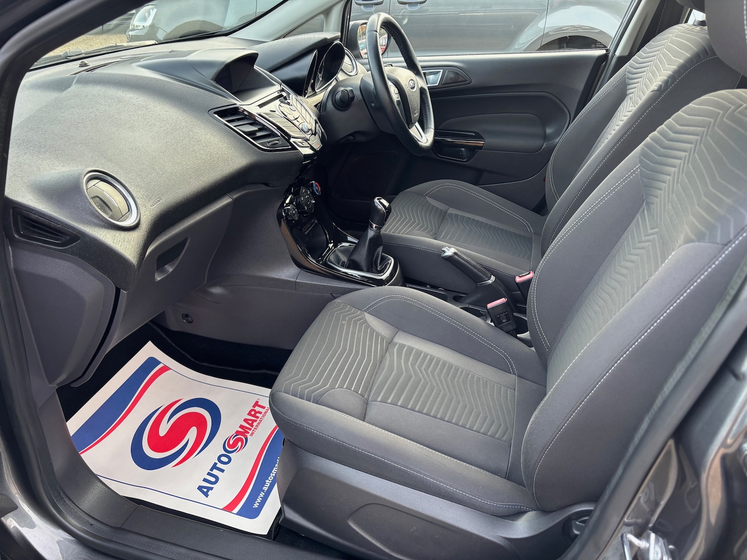 Used Ford Fiesta 2017 for sale - 76418610: Photo 17