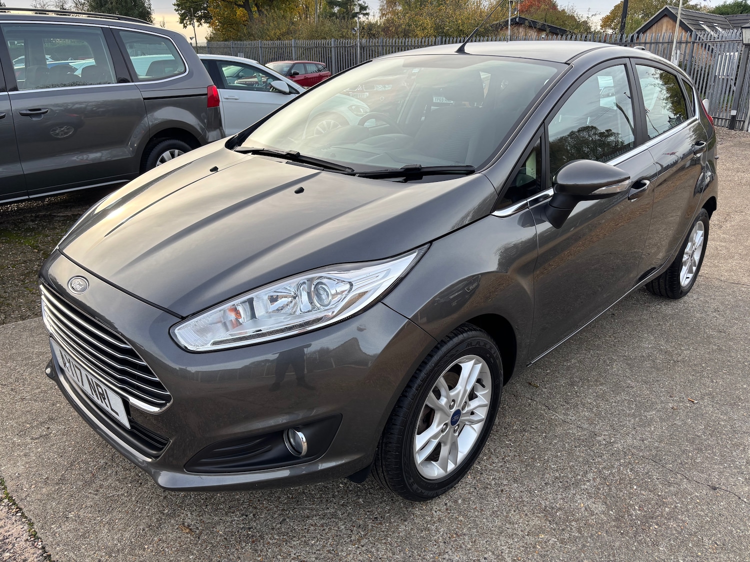 Used Ford Fiesta 2017 for sale - 76418610: Photo 3