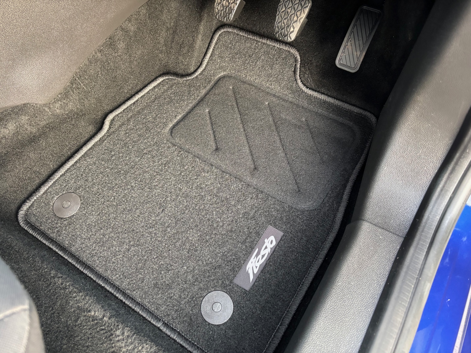 Used Ford Fiesta 2015 for sale - 76571403: Photo 11