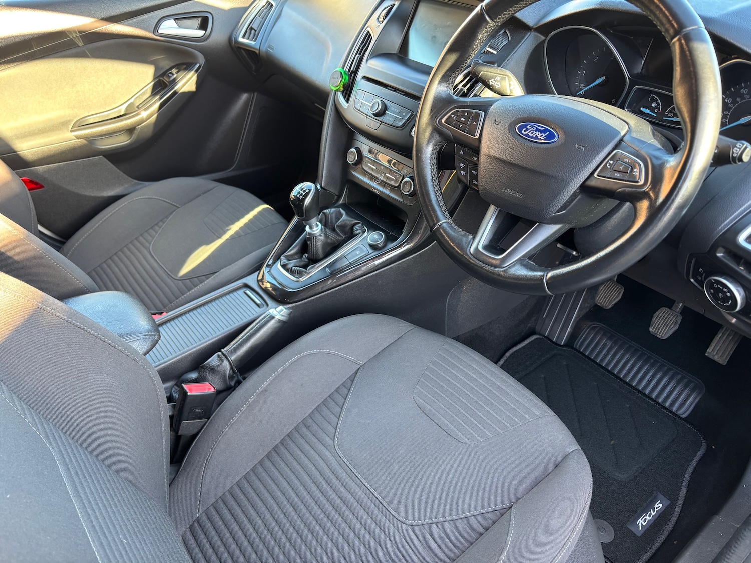 Used Ford Focus 2015 for sale - 76656485: Photo 12