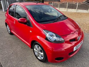 Used Toyota AYGO 2011 for sale - 79608855: Photo