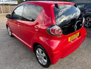 Used Toyota AYGO 2011 for sale - 79608855: Photo