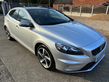 Used Volvo V40 2013 for sale - 75731543: Photo