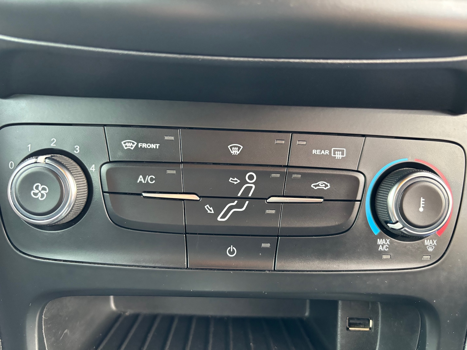 Used Ford Focus 2017 for sale - 76440061: Photo 14