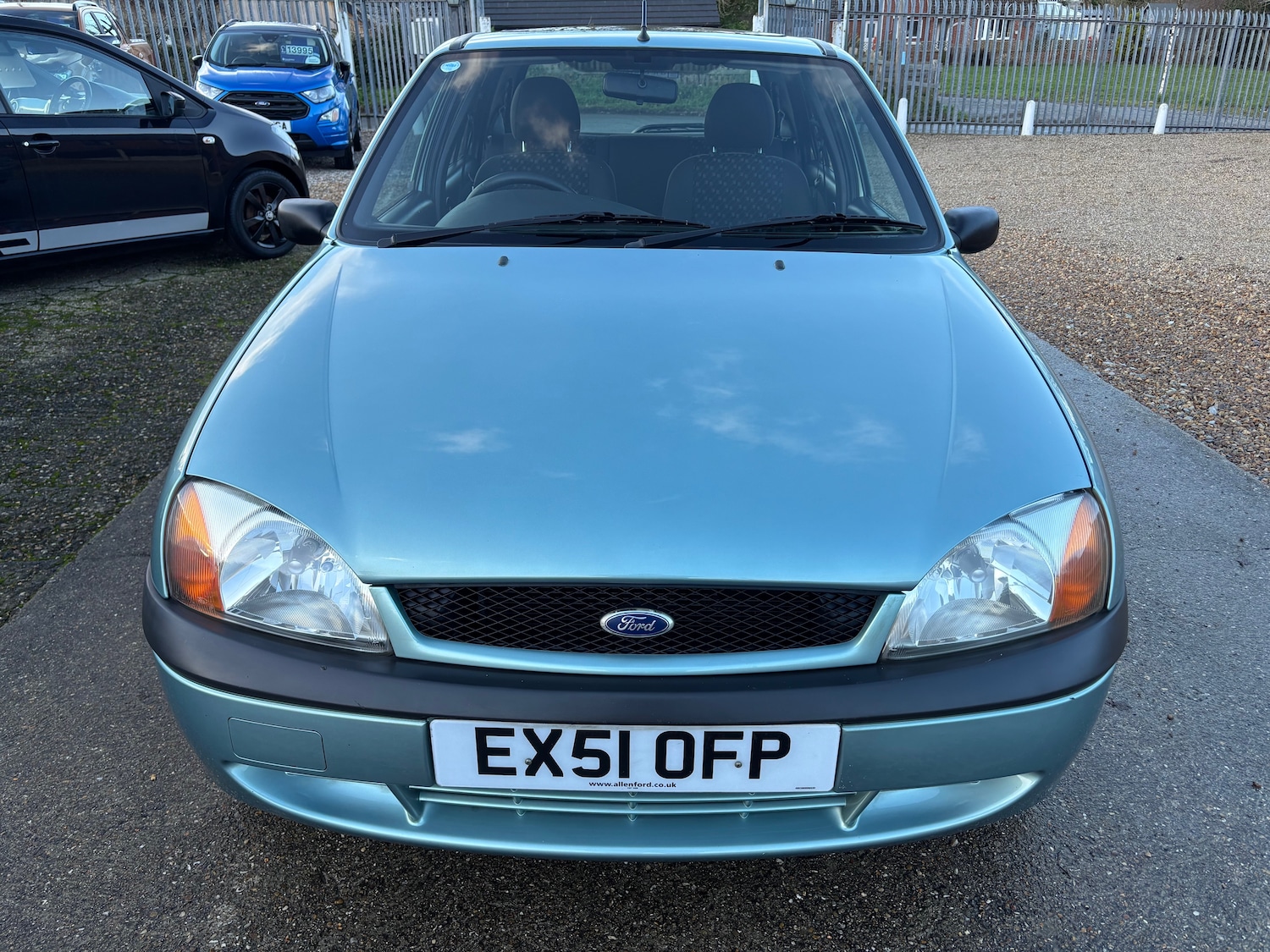 Used Ford Fiesta 2001 for sale - 76974753: Photo 2