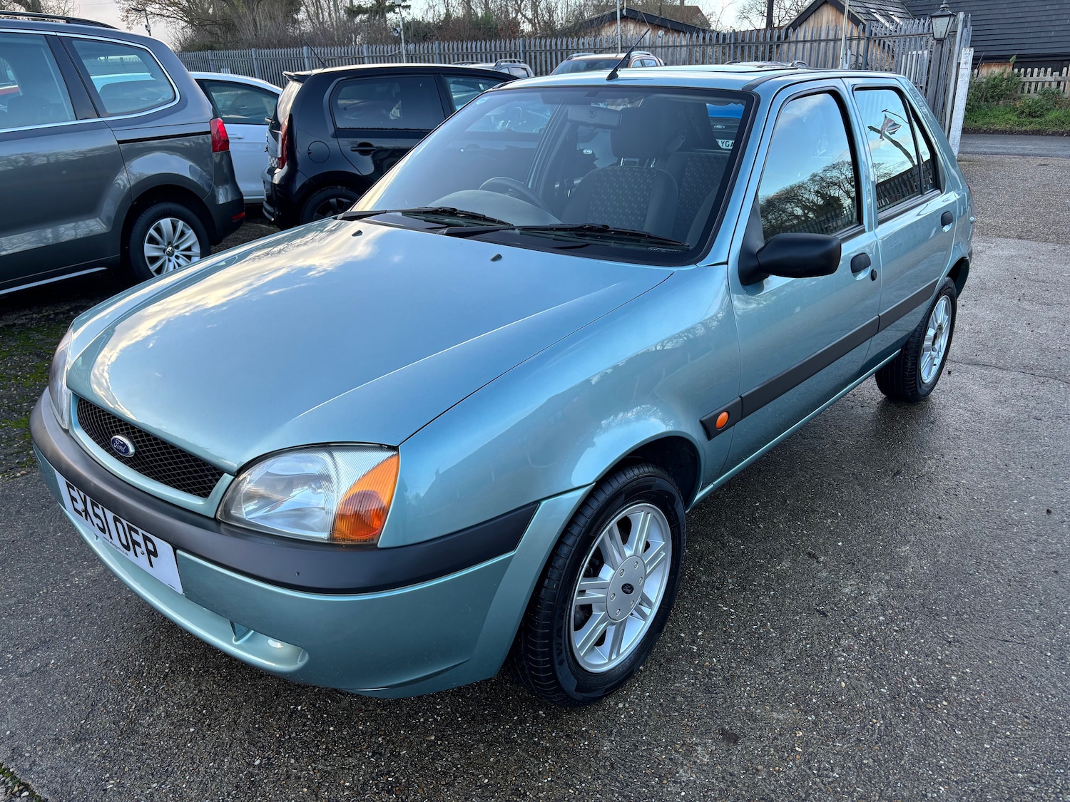 Used Ford Fiesta 2001 for sale - 76974753: Photo 3