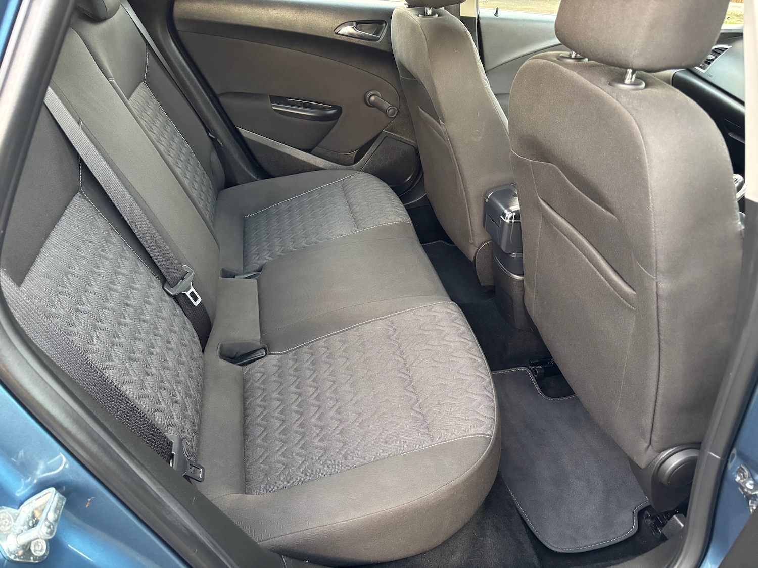 Used Vauxhall Astra 2013 for sale - 76974755: Photo 14