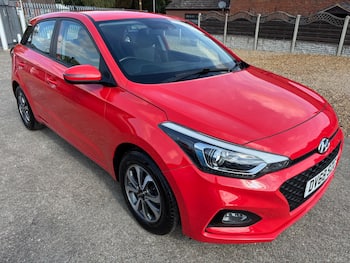 Used Hyundai i20 2018 for sale - 79608854: Photo