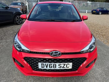 Used Hyundai i20 2018 for sale - 79608854: Photo