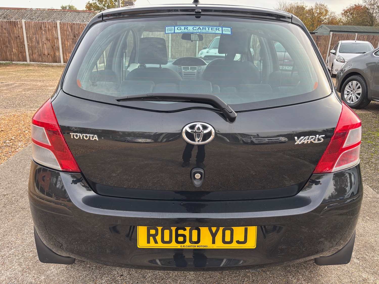 Used Toyota Yaris 2010 for sale - 76511149: Photo 5