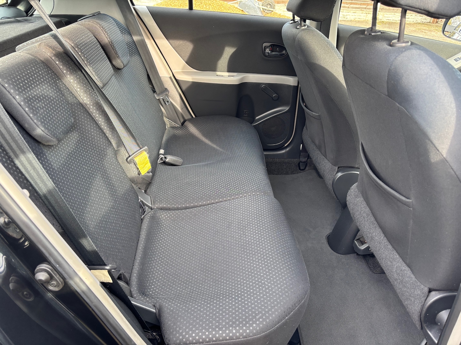 Used Toyota Yaris 2010 for sale - 76511149: Photo 8