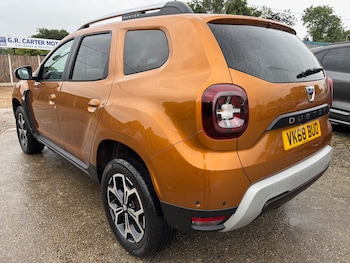 Used Dacia Duster 2018 for sale - 78894669: Photo