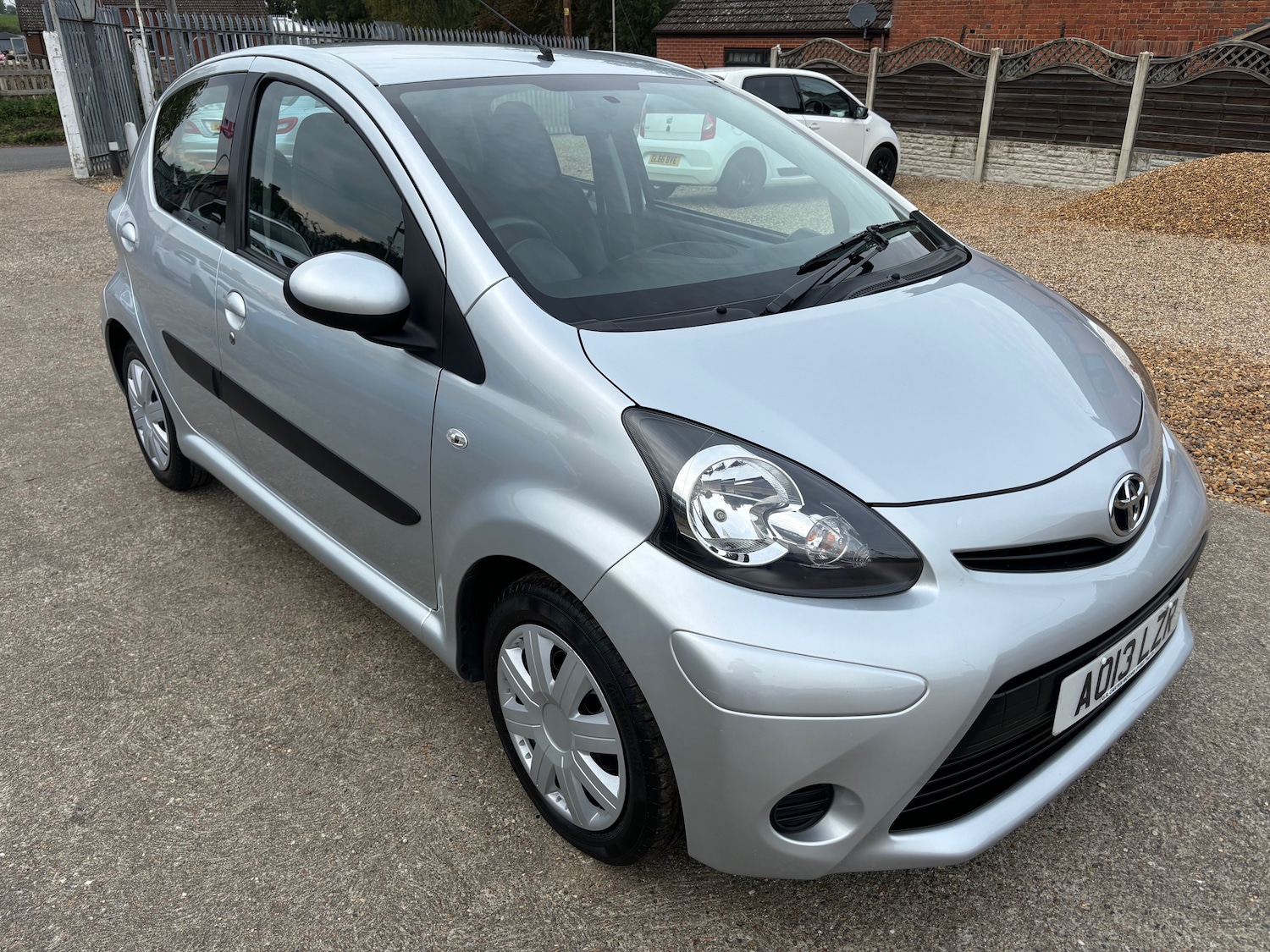 Used Toyota AYGO 2013 for sale - 76149918: Photo 1