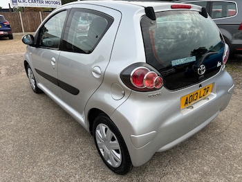 Used Toyota AYGO 2013 for sale - 76149918: Photo 4