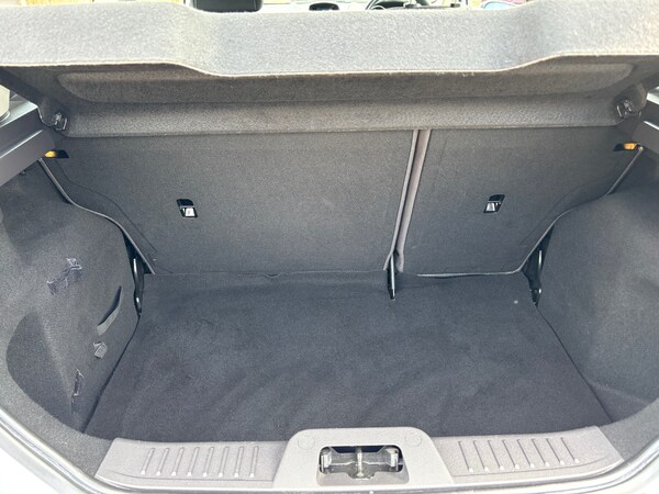 Used Ford Fiesta 2013 for sale - 76149917: Photo 16