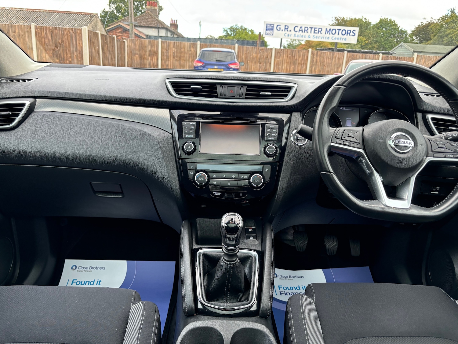 Used Nissan Qashqai 2017 for sale - 76974754: Photo 17