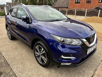 Used Nissan Qashqai 2017 for sale - 76000500: Photo