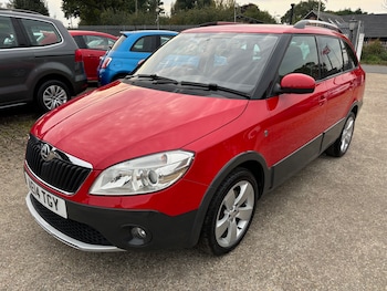 Used Skoda Fabia 2014 for sale - 76149920: Photo 3