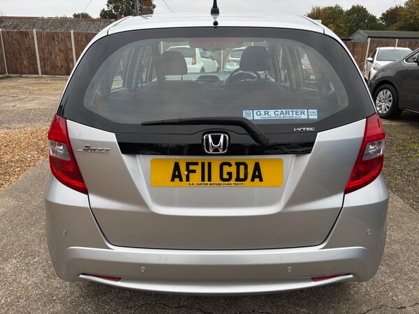 Used Honda Jazz 2011 for sale - 76306131: Photo 5