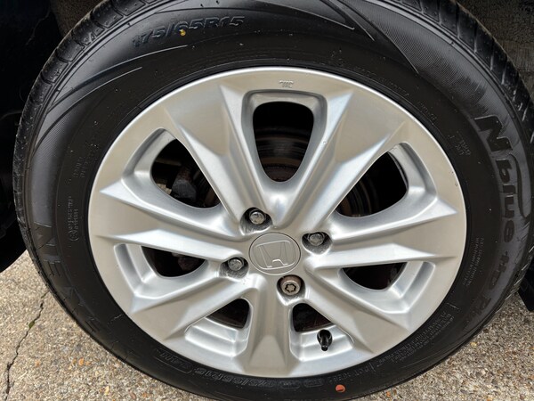 Used Honda Jazz 2011 for sale - 76306131: Photo 8