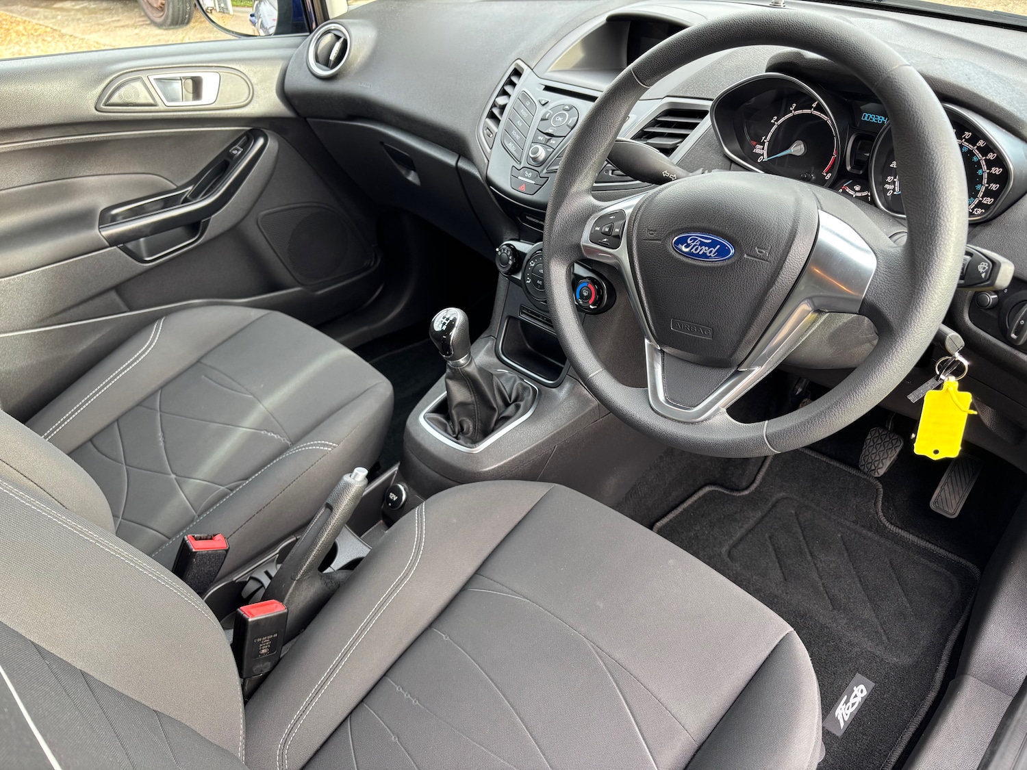 Used Ford Fiesta 2015 for sale - 76618895: Photo 22