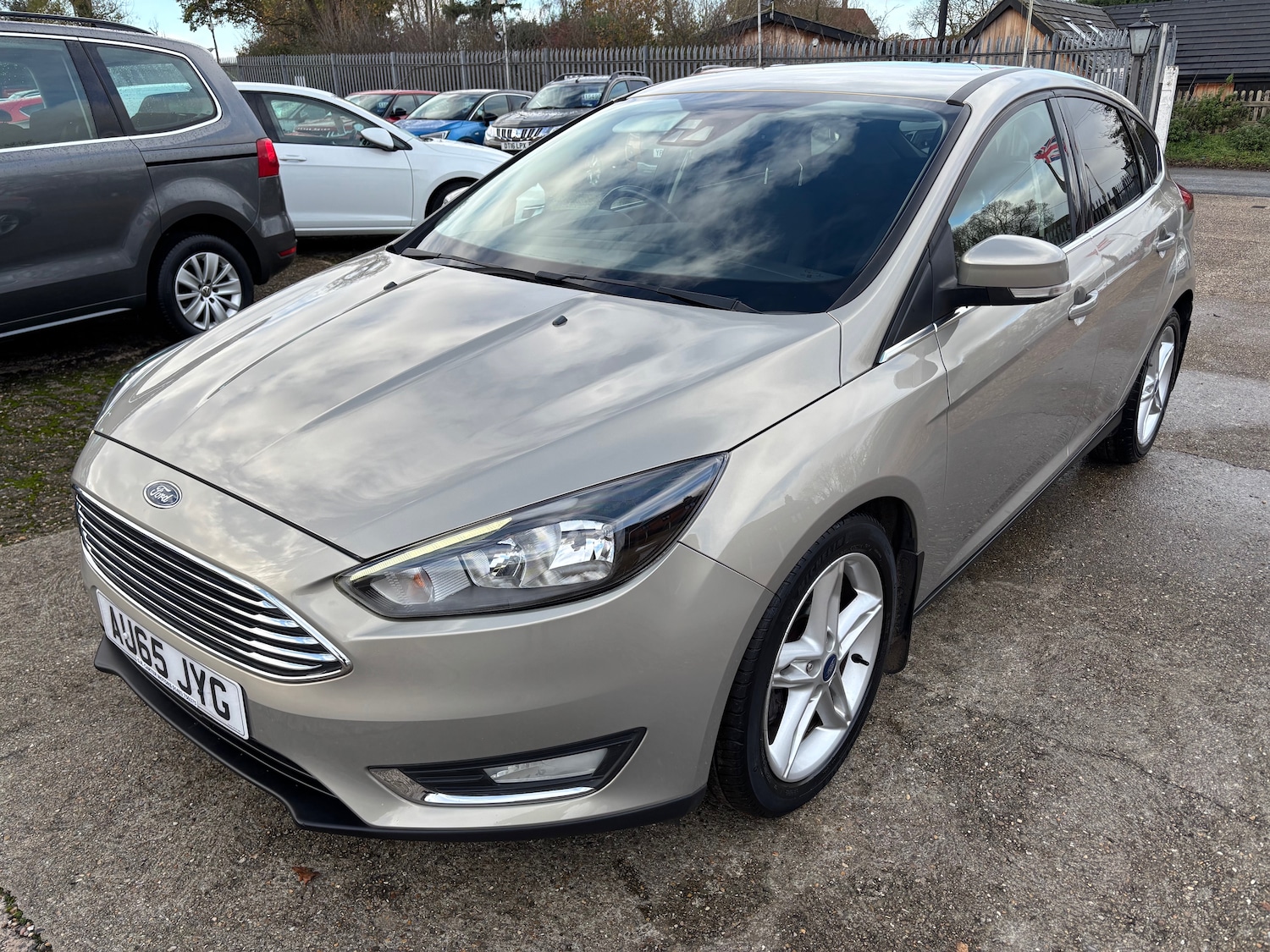 Used Ford Focus 2015 for sale - 76666293: Photo 3
