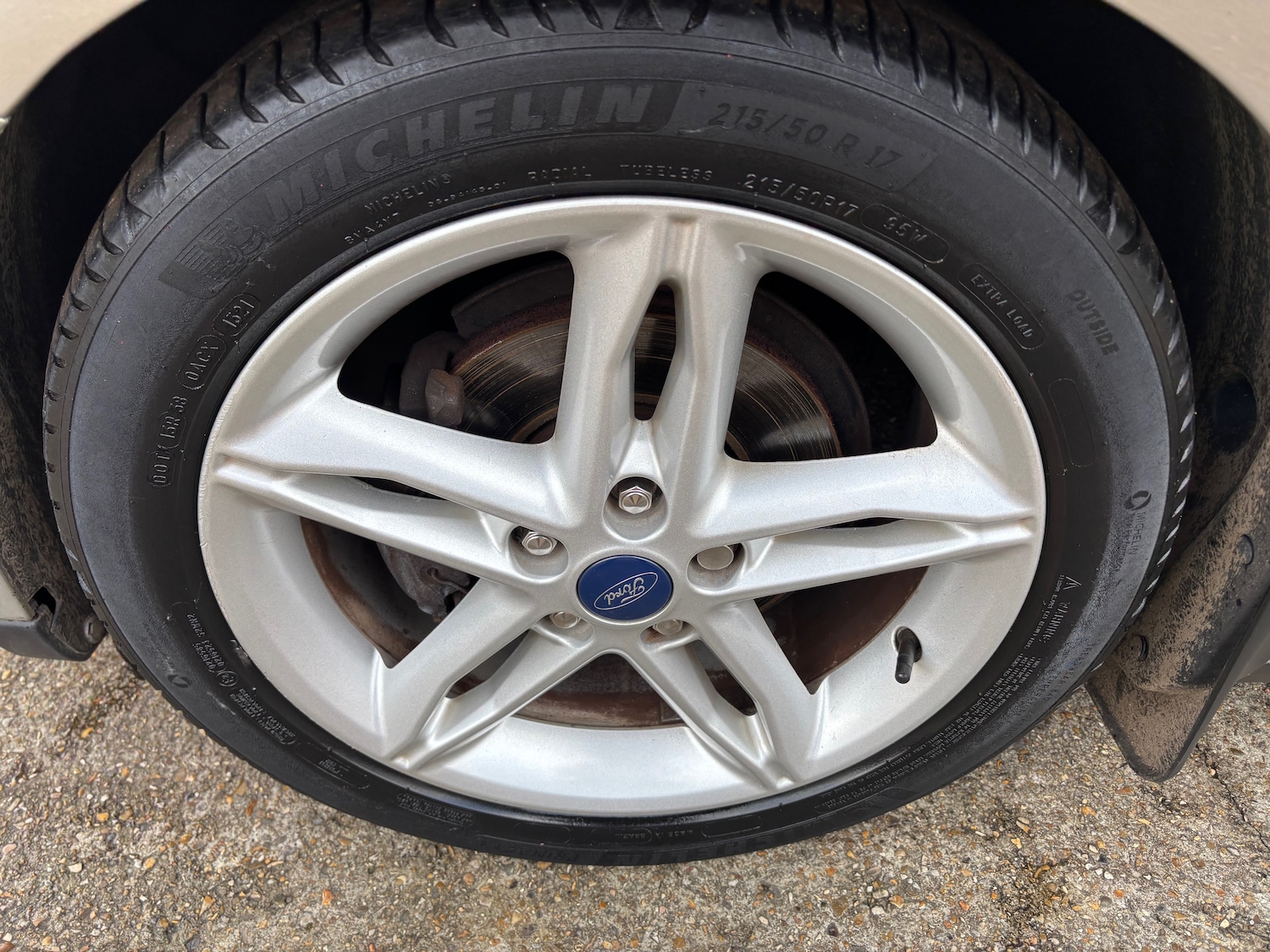 Used Ford Focus 2015 for sale - 76666293: Photo 9