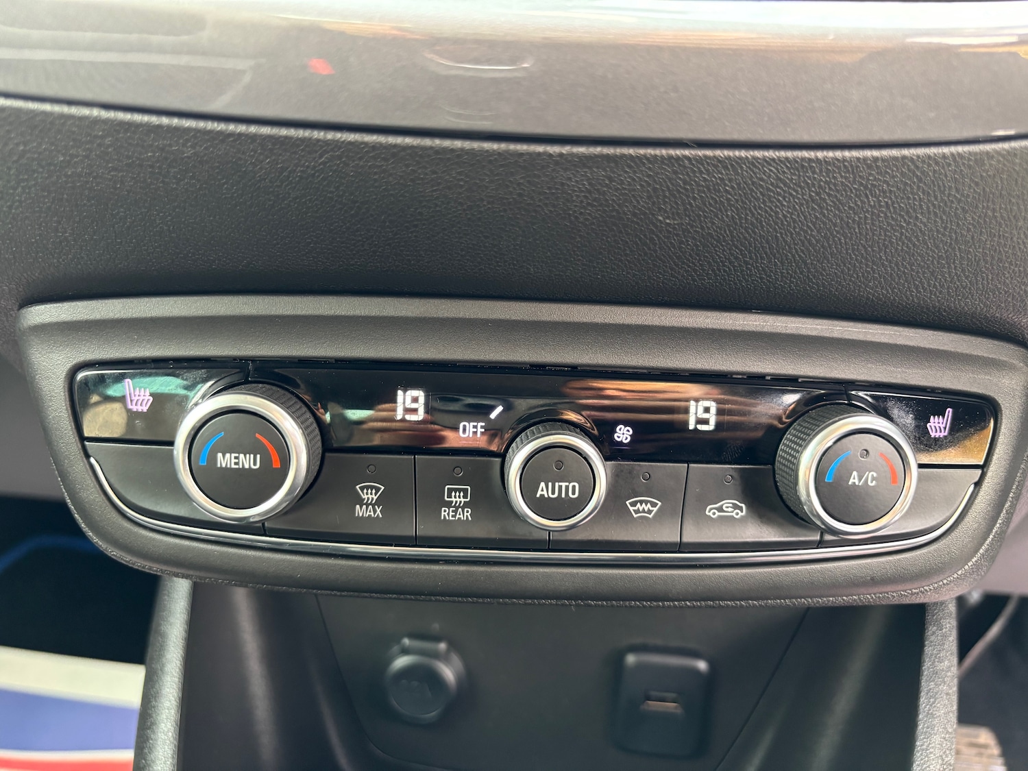 Used Vauxhall Crossland X 2020 for sale - 76511154: Photo 24