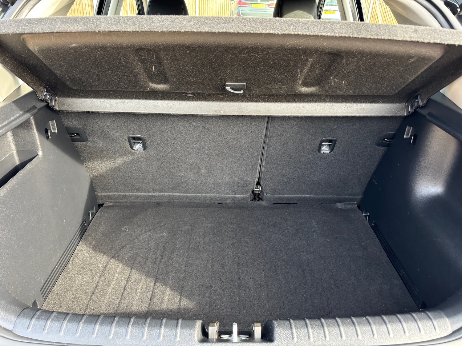 Used Kia Stonic 2018 for sale - 77968999: Photo 14