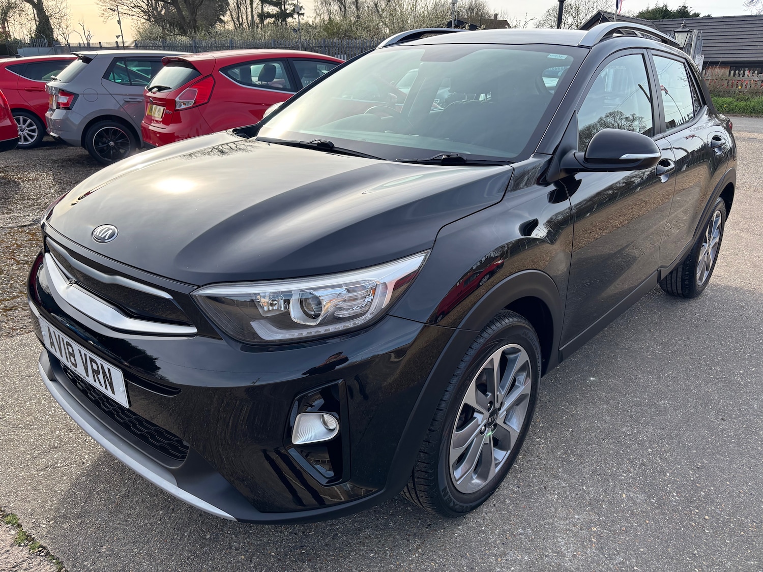 Used Kia Stonic 2018 for sale - 77968999: Photo 3