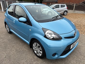 Used Toyota AYGO 2014 for sale - 79589310: Photo