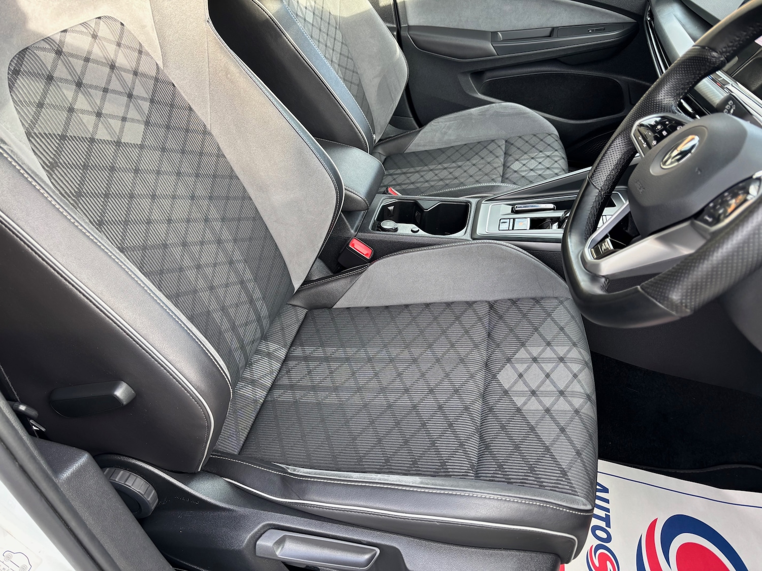 Used Volkswagen Golf for sale - 76643783: Photo 12