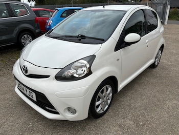 Used Toyota AYGO 2014 for sale - 76093907: Photo 3