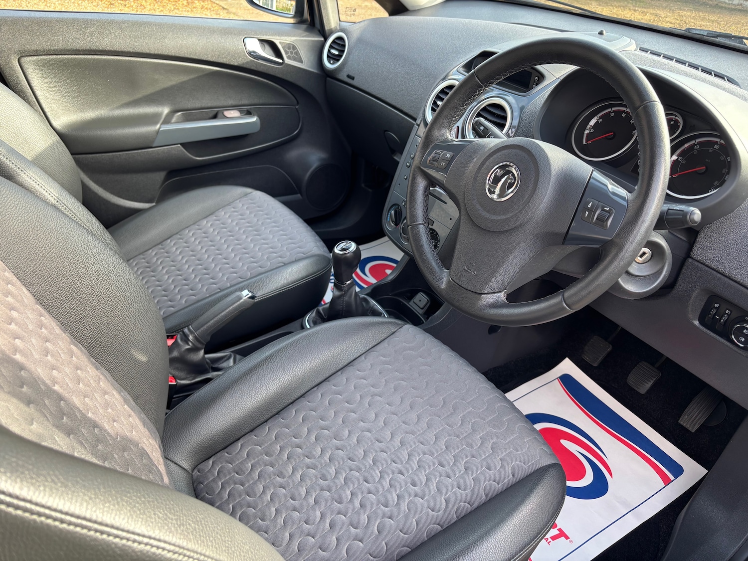 Used Vauxhall Corsa 2012 for sale - 76511150: Photo 22