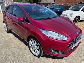 Used Ford Fiesta 2015 for sale - 79180141: Photo