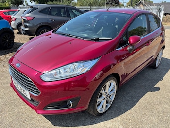 Used Ford Fiesta 2015 for sale - 79180141: Photo