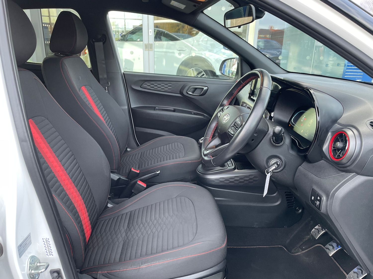 Used Hyundai i10 2023 for sale - 77195961: Photo 11